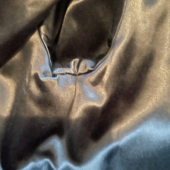 Woman’s Fen-nelli Wool Full length Black Coat - removable faux black fur collar - Picture 3 of 5